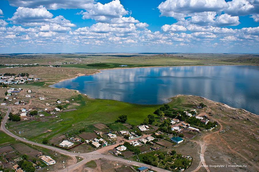 Мәжіліс депутаты С. Абдрахманов «Ауылым – алтын тұғырым» әдеби конкурсының жеңімпаздарын марапаттау салтанатында